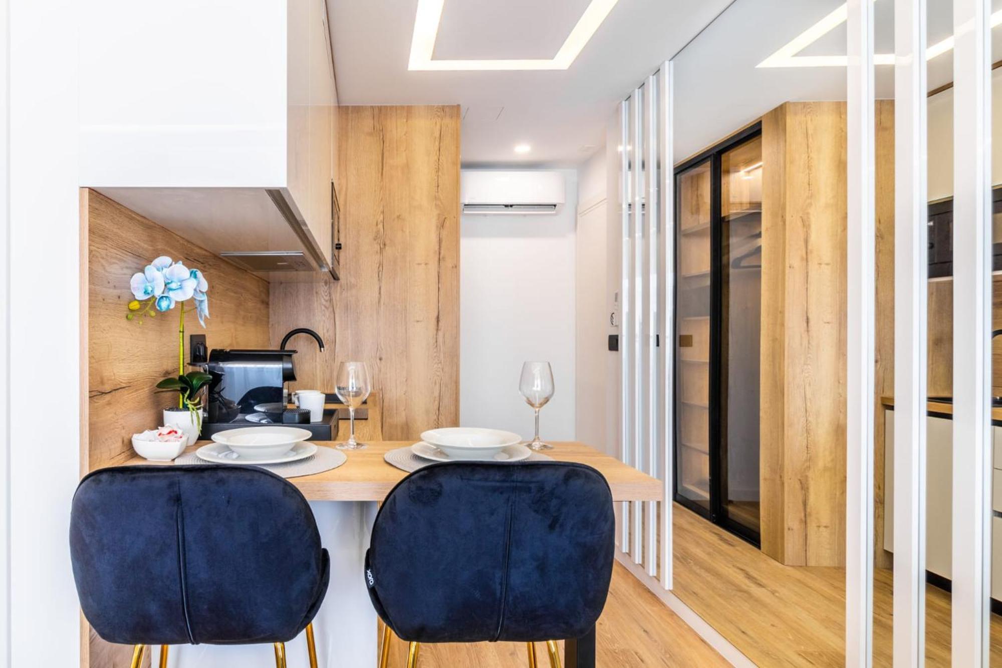 Sky Residence Split - Free Parking Habitación foto
